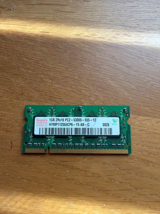 Memoria RAM Portátil Hynix 1GB PC2-5300S