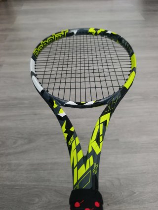 Babolat Pure Aero • Plus • 300g • Grip4
