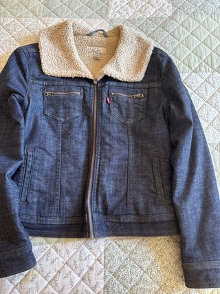 Cazadora Levi's con borreguito