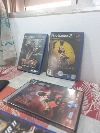 Juegos PS2: Catwoman, Turok, House of the Dead