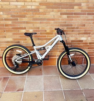 Early Rider Hellion X24 MTB Doble Suspensión
