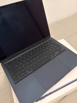 MacBook Air 13 M4 16GB 512GB