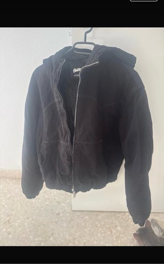 Chaqueta Negra Pull&Bear