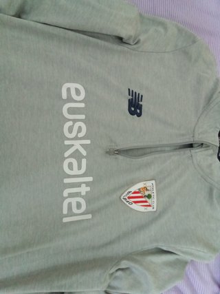 Sudadera New Balance Athletic Club