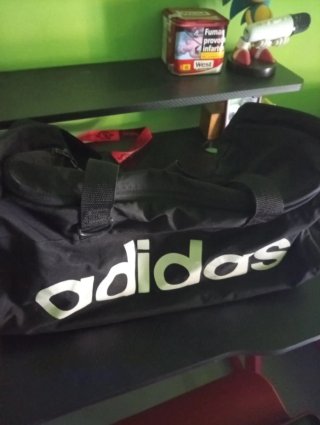 Mochila deportiva Adidas negra mujer