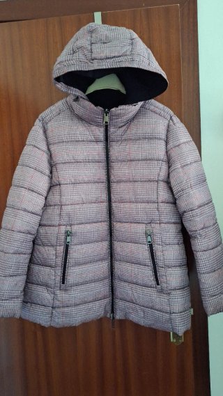 Chaqueta acolchada cuadros gris y rosa