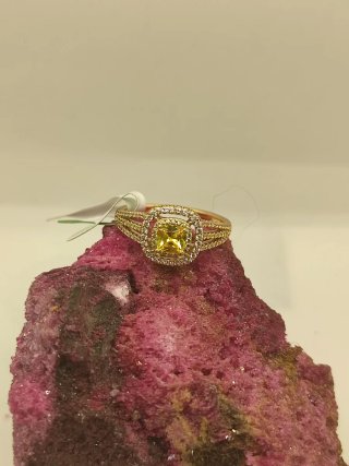Anillo Solitario Circonita Amarilla Pavé Xuping