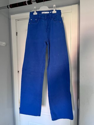 Pantalón Vaquero Azul Eléctrico Bershka