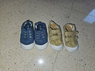 2 pares zapatos lona niño