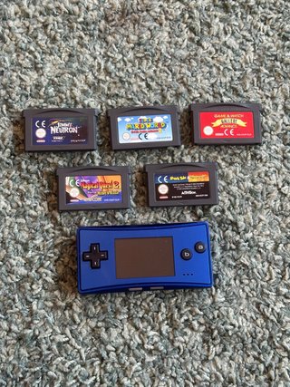 Nintendo Game Boy Micro + 5 Juegos