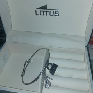 Pulsera de Acero Inoxidable Lotus