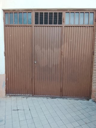 Portón chapa Pegaso 3 hojas