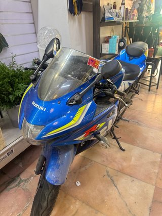 Suzuki GSX-R 125 Azul