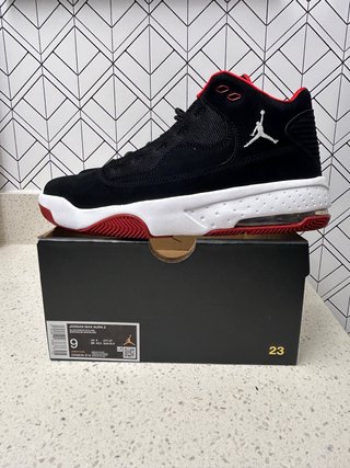 Zapatillas Jordan Max Aura 2 Black Gym Red