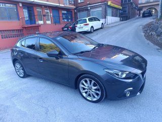Mazda 3 2016