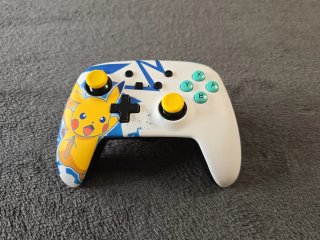 Mando Inalámbrico Nintendo Switch Pikachu