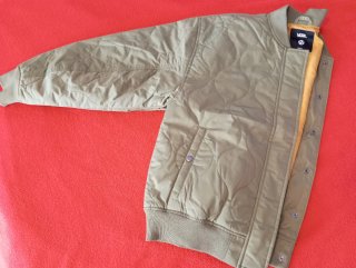 Cazadora Vans acolchada verde militar Talla S