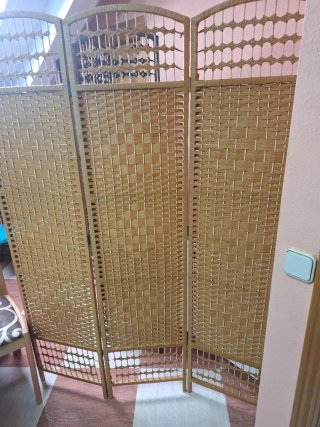 Biombo de tres paneles