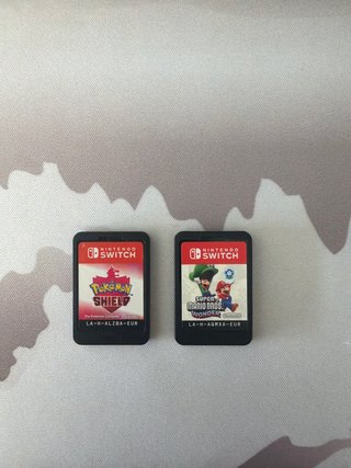 Cartuchos Nintendo Switch Pokémon y Mario