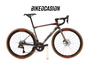 Bicicleta BMC Roadmachine 01 Di2 12V t.52 Reacondicionada