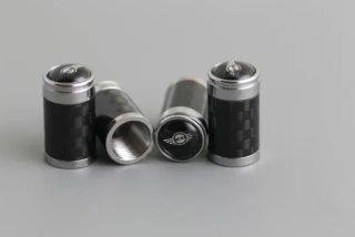 Tapones válvulas llantas Mini de carbono