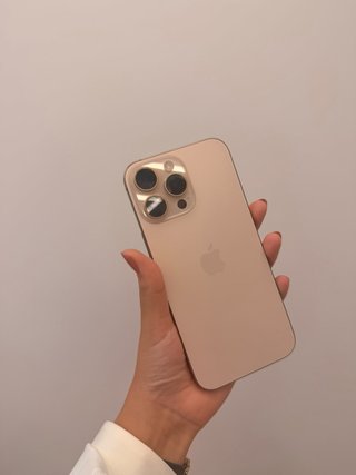 iPhone 16 Pro Max 256GB Dorado eSIM