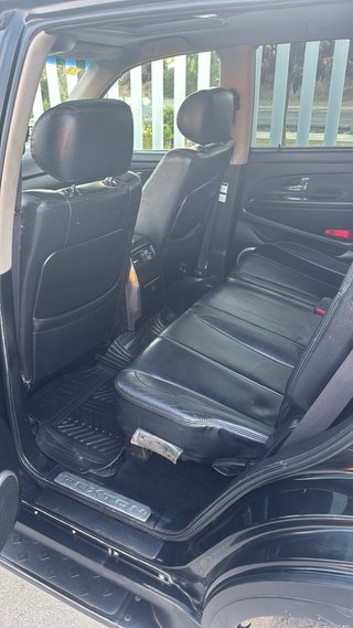 SSANGYONG REXTON 2.7 XVT 4x4 AUTOMÁTICO | CUERO