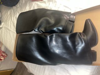 Botas Altas Negras