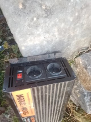 Inversor de Corriente 1500W/3000W para Camper