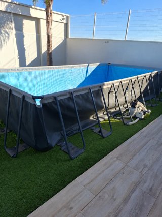 Piscina Intex Ultra XTR Frame con depuradora