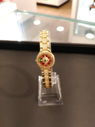 Pulsera de oro con esfera de ruleta