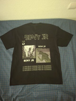Camiseta Negra Beny Jr