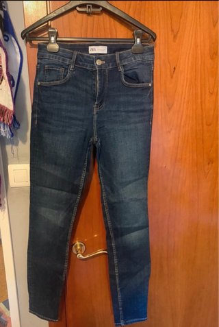 Pantalones vaqueros Zara