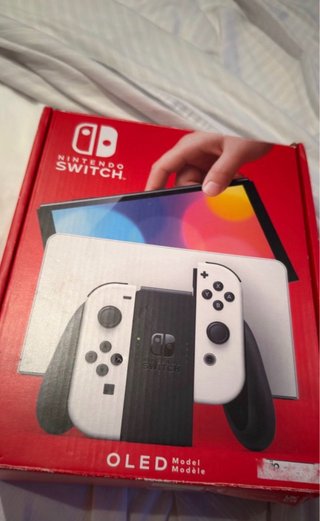 Nintendo Switch OLED Bianca e Nera