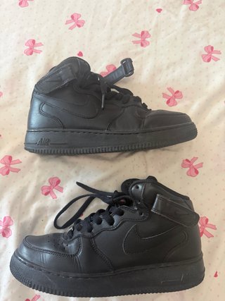 Nike Air Force 1 Mid Zapatillas Negras