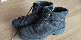 Scarponcini donna Gore-Tex n. 38.5