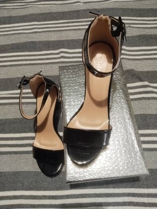 Sandalias de Tacón Negras Dana