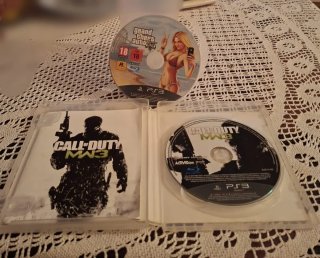 2 Juegos PS3: GTA V y Call of Duty MW3