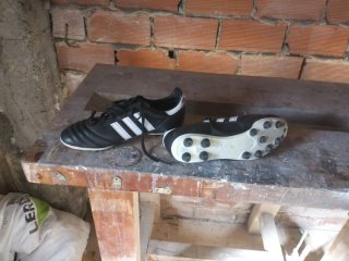 Botas de fútbol Adidas multitaco