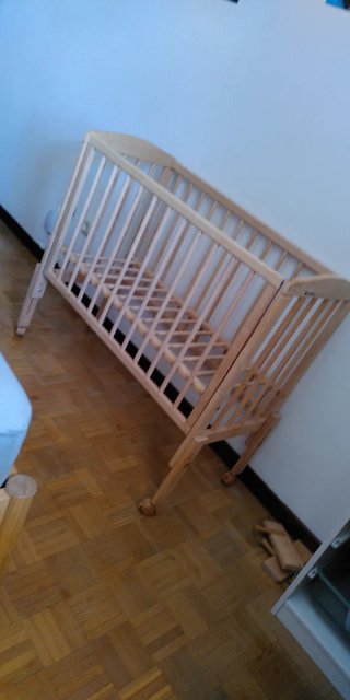 Cuna de colecho de madera