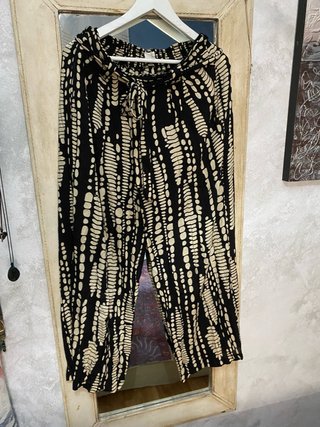 Pantalón Amplio Estampado