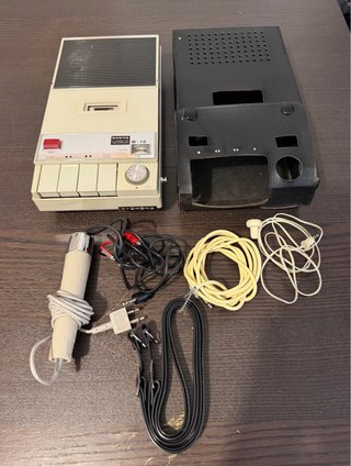 Grabadora de Cassette Sanyo M-18