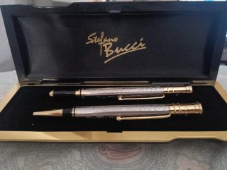 Bolígrafo y pluma Stefano Bucci