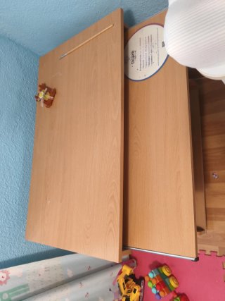 Mesa de ordenador de madera