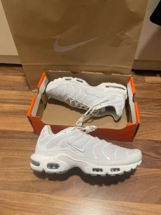 Nike Air Max Plus Talla 37.5 Blancas