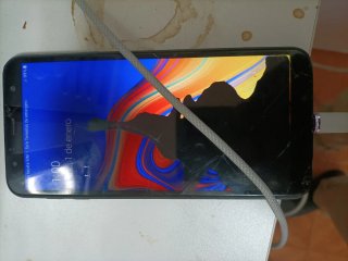 Samsung Galaxy J4 Nero con schermo da sostituire funzionante