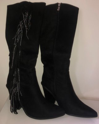 Botas Altas Negras con Flecos
