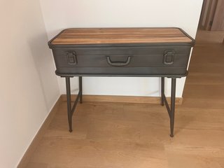 Consola baúl maleta metal y madera