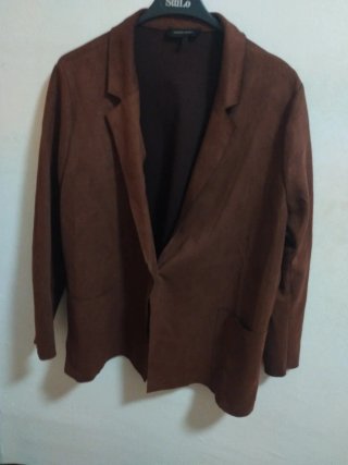 Americana antelina marrón talla 50/52