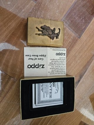 ZIPPO MARLBORO BUCKING BRONCO 1997 –Full set